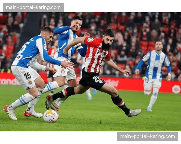 赛后述评:毕尔巴鄂竞技防线频现失误,客场惨败让欧联资格岌岌可危