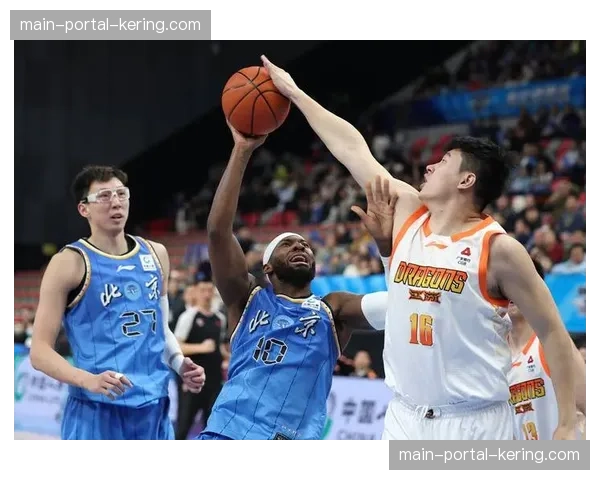 【2026年4月CBA联赛阶段性复盘：攻防结构变化·赛前·预测篮球专家圆桌会议：预测本赛季最佳教练，邱彪与王世龙成热门